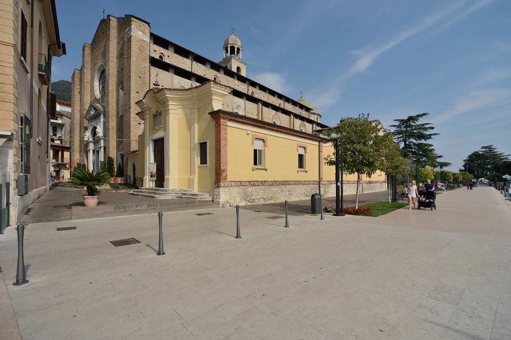 Antico Palazzo Signorile Salò Exterior foto